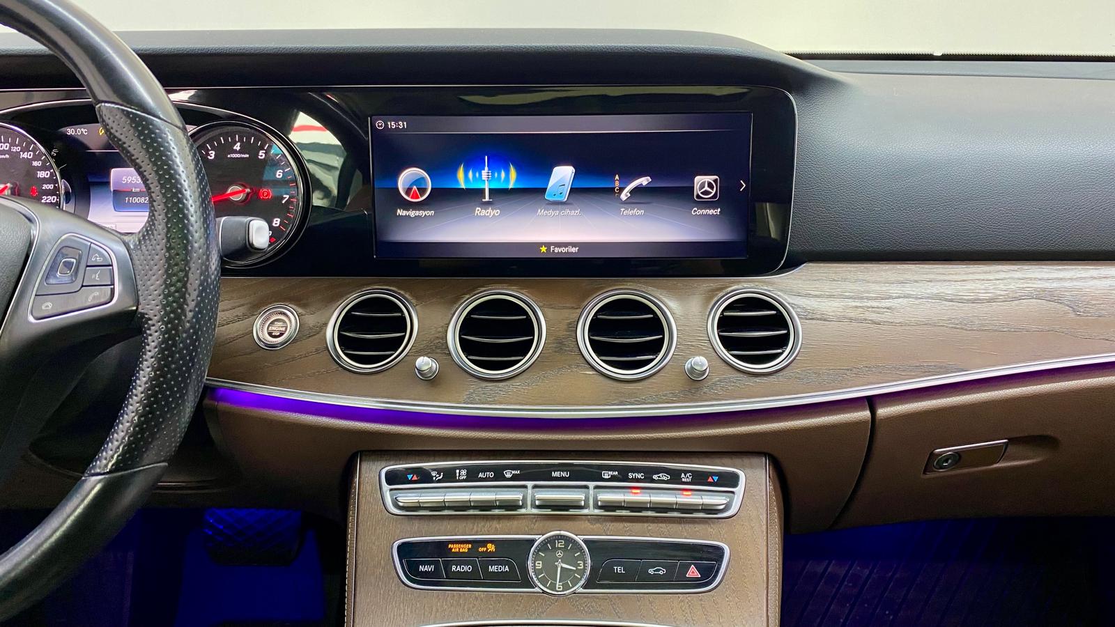MERCEDES E 12